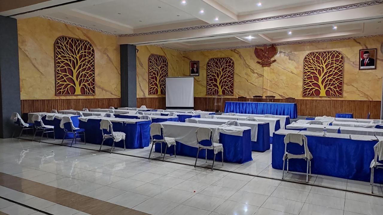 Mirabell Hotel & Convention Hall Μαλάνγκ Εξωτερικό φωτογραφία