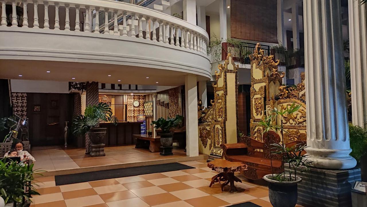 Mirabell Hotel & Convention Hall Μαλάνγκ Εξωτερικό φωτογραφία